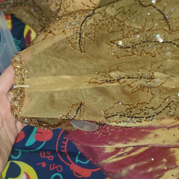 Elegant dress mustard shiny Bronze color - Picture 15 of 17